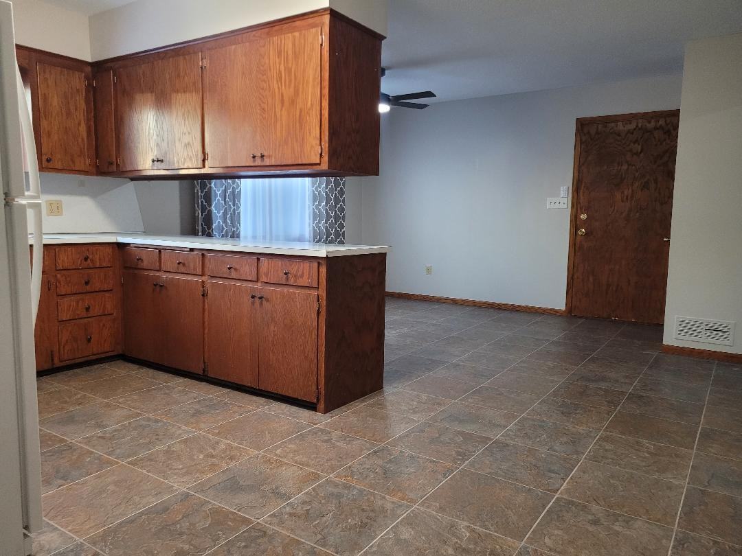 4022 Main St Ne - Photo 3 of 17