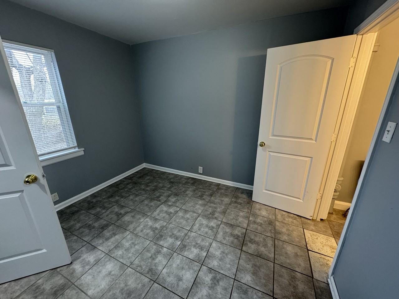 1705 E Gimber St - Photo 6 of 20