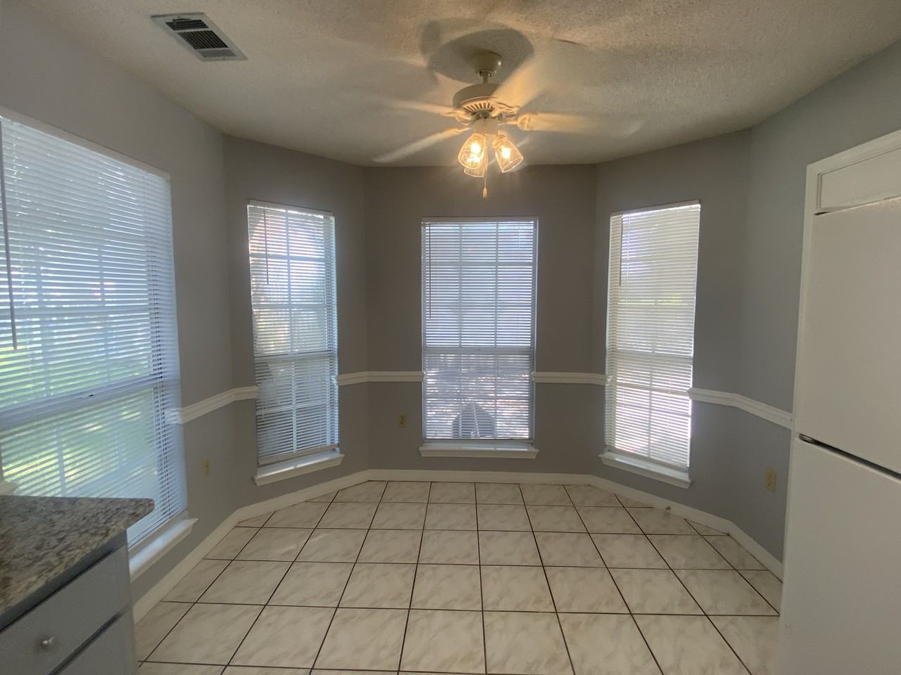 19 Winfield Way - Photo 5 of 50