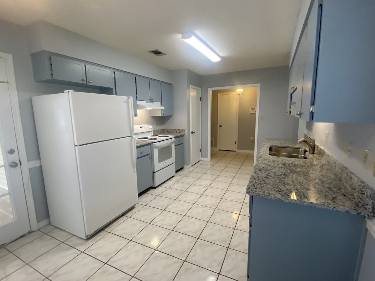 19 Winfield Way - Photo 7 of 50