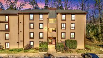 2200 Castle Rock Sq #32 - Photo 1 of 1