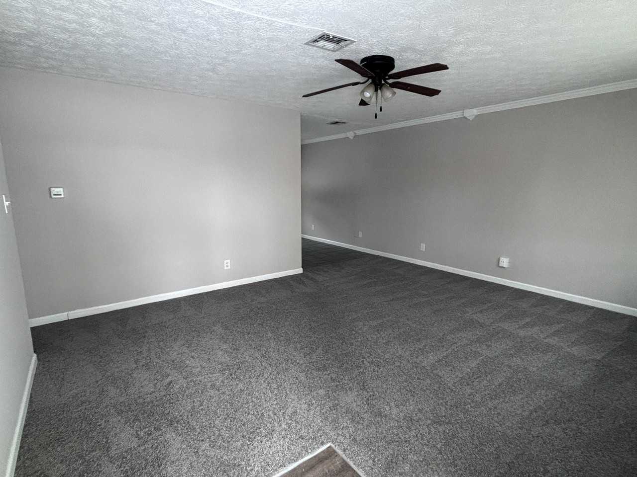 4003 Carlton Ave - Photo 5 of 28