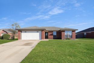 3308 Littleleaf Dr - Photo 1 of 1