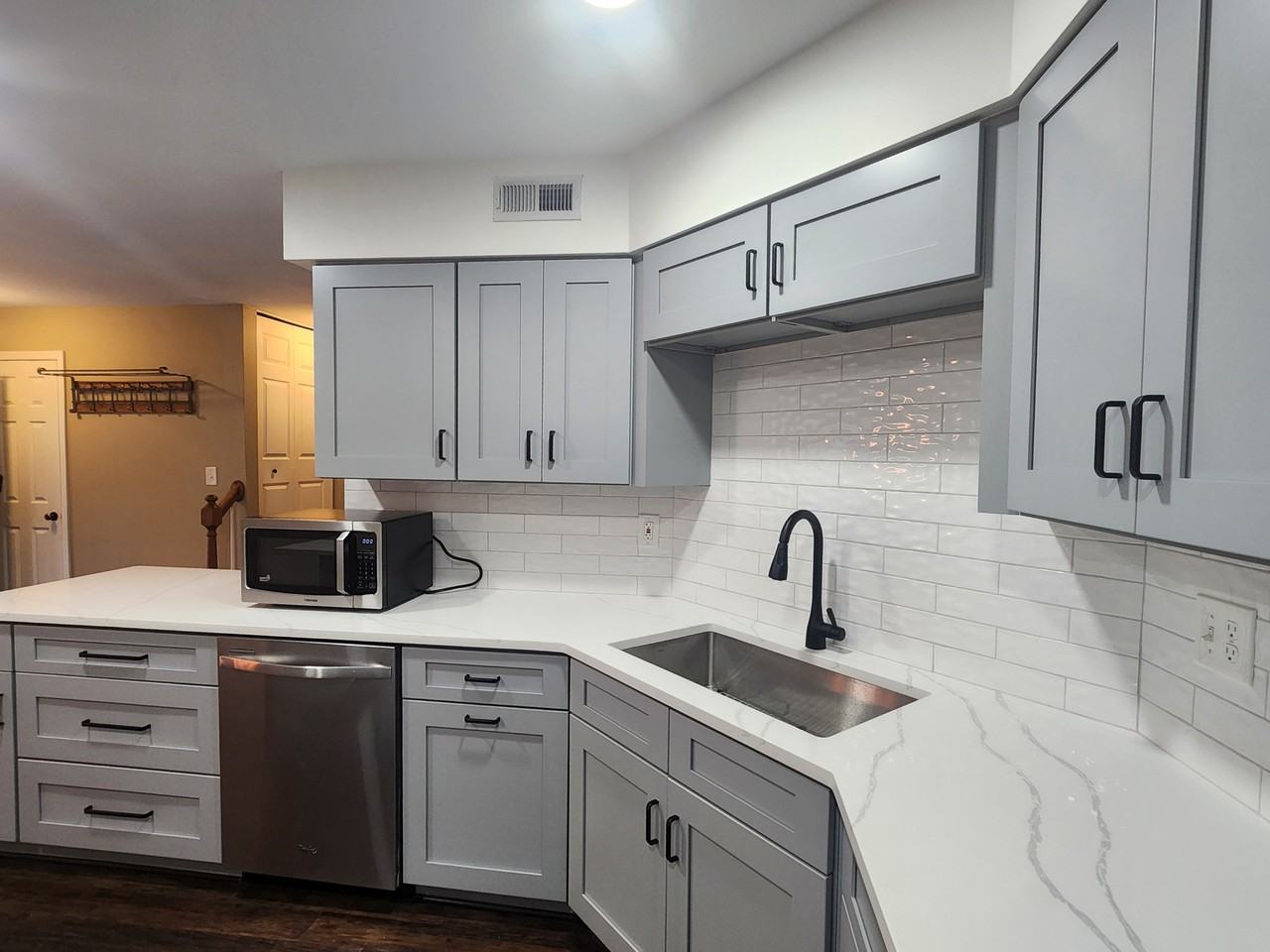 14363 Long Channel Dr - Photo 7 of 34