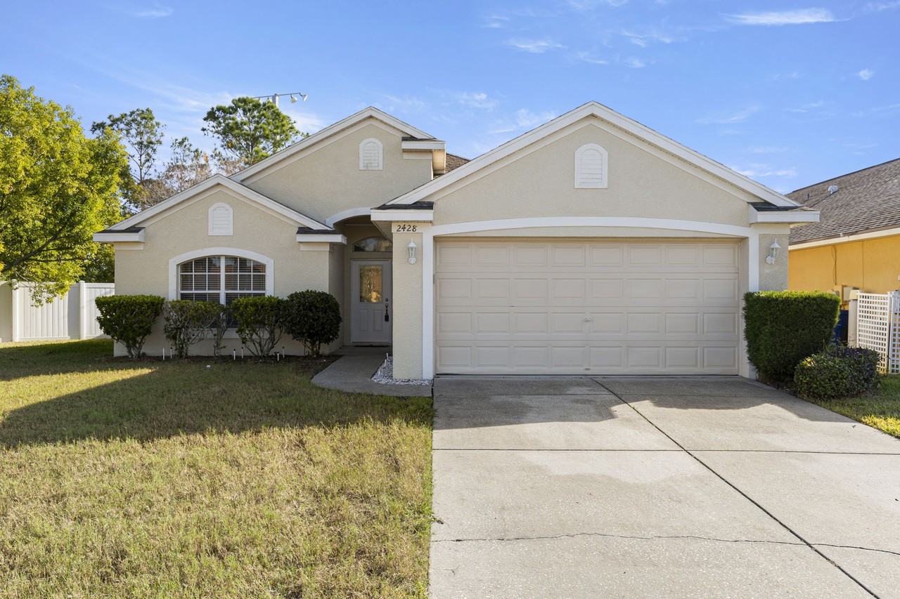 2428 Indian Key Dr - Photo 2 of 26