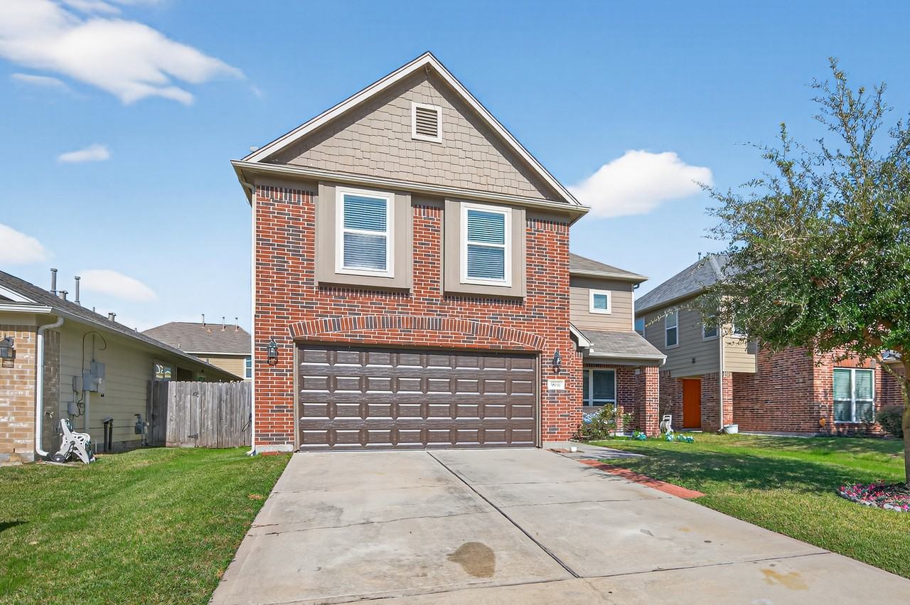 9931 Chimney Swift Ln - Photo 2 of 26