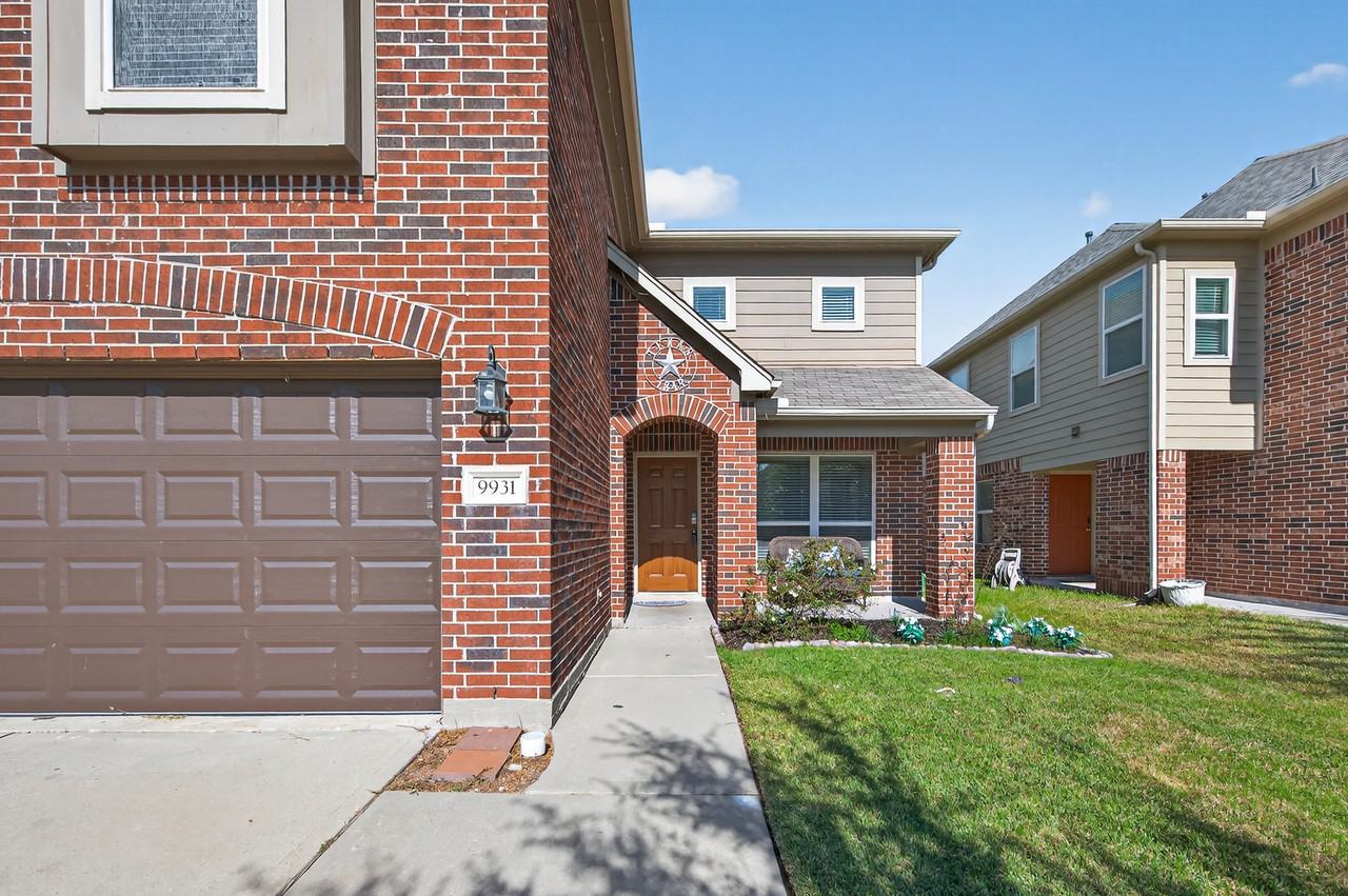 9931 Chimney Swift Ln - Photo 5 of 26