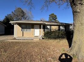 featured image of 1908 Kelly Dr