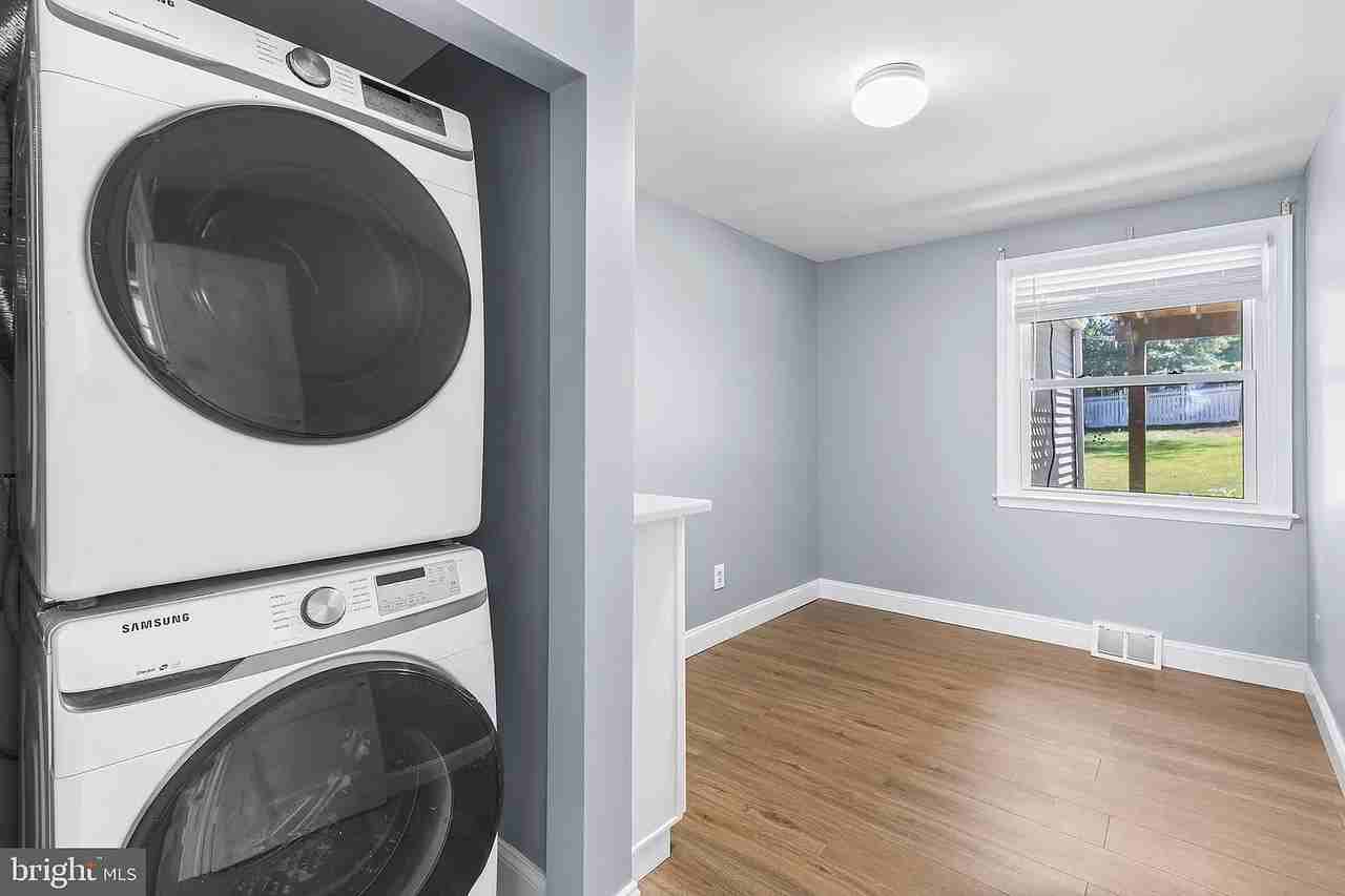 343 Sugartown Rd - Photo 2 of 11