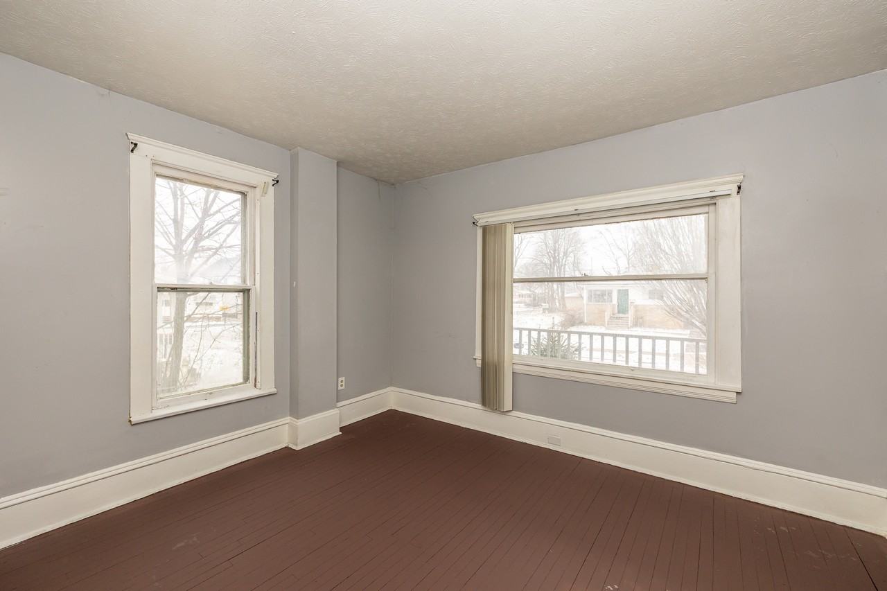 12310 Watterson Ave - Photo 6 of 16