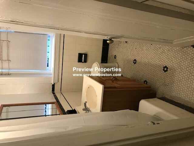 Commonwealth Ave #1P - Photo 5 of 13