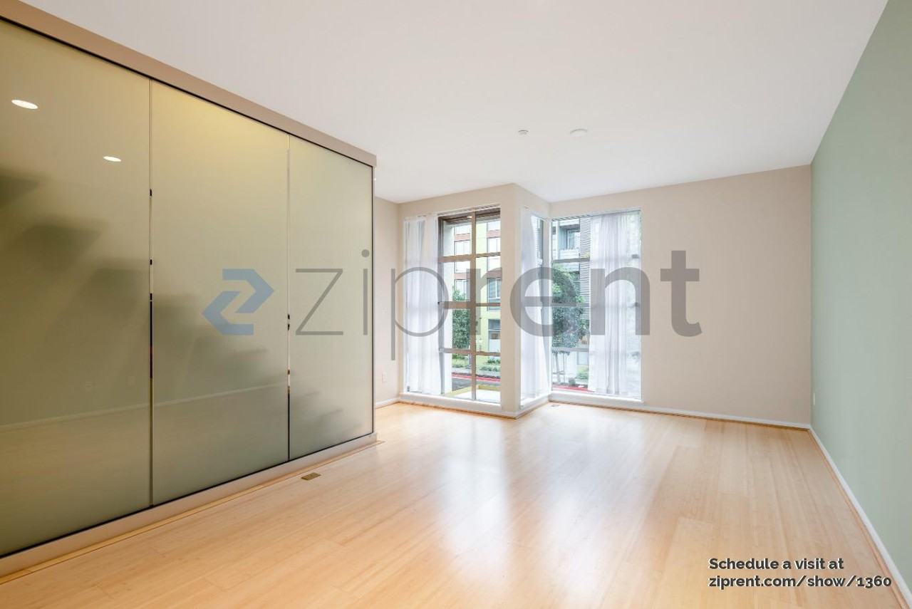 1356 Powell St - Photo 4 of 20