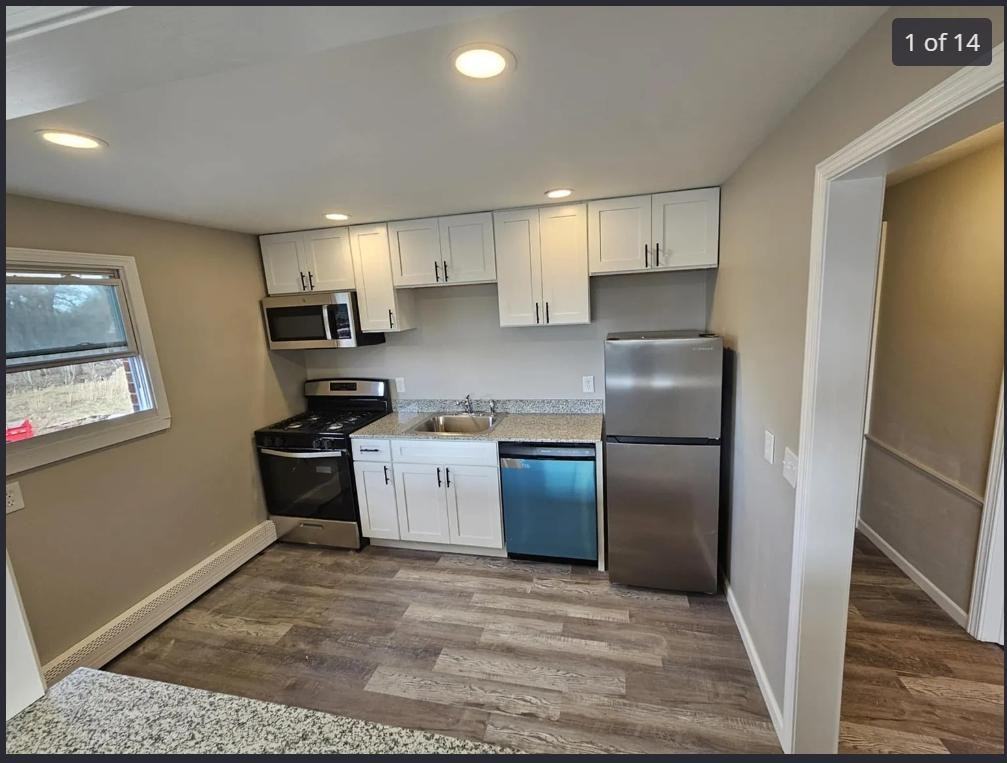 1656 Abbott Rd - Photo 4 of 10