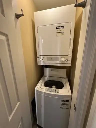 67 Queen St S #RL2 - Photo 2 of 9