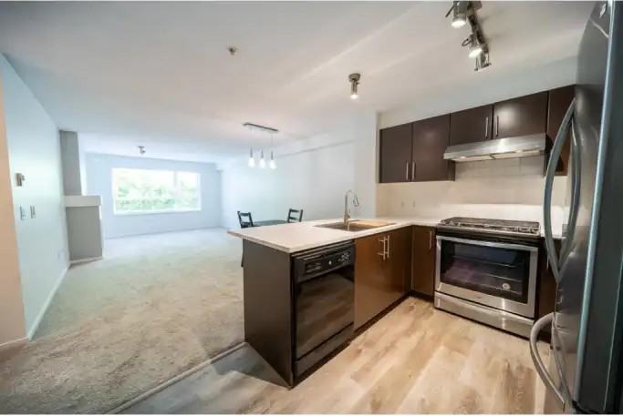 700 Klahanie Dr #211 - Photo 2 of 8