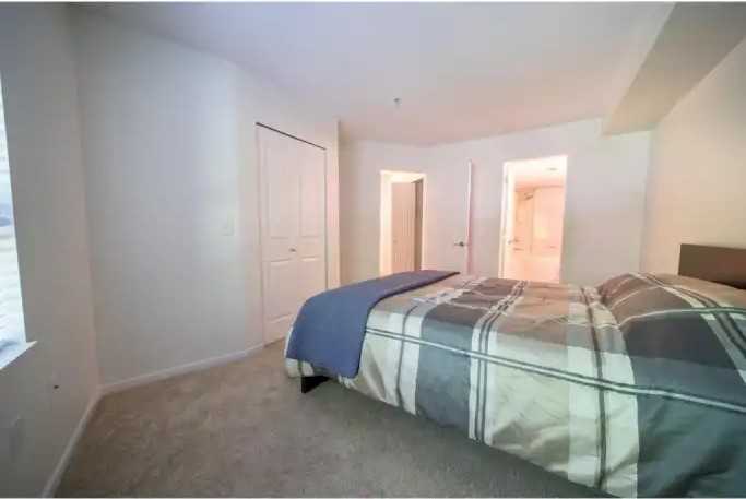 700 Klahanie Dr #211 - Photo 4 of 8