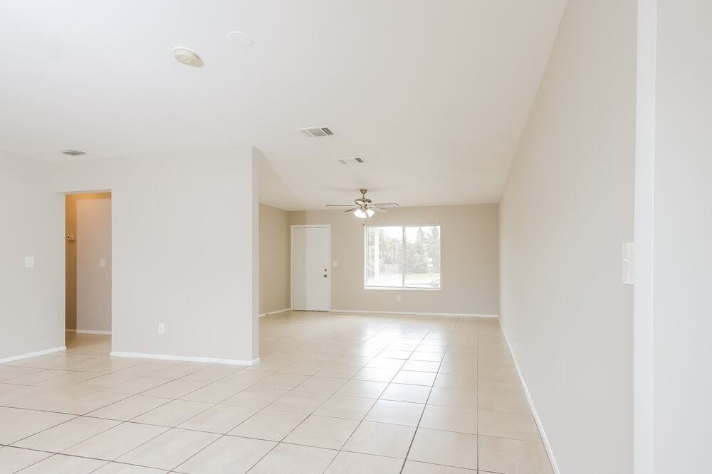 2138 Se Rich St - Photo 6 of 25