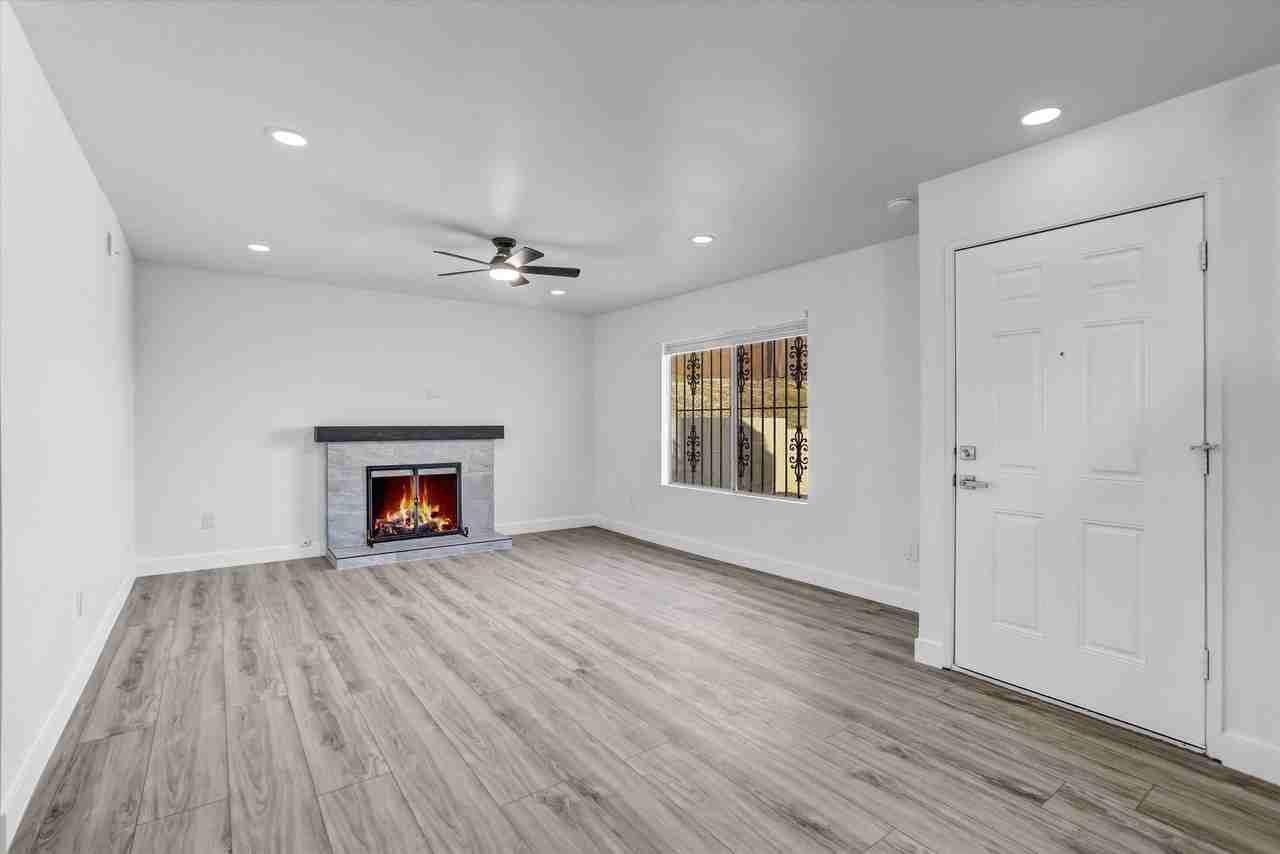 2040 E 5th St #1 - Photo 6 of 33