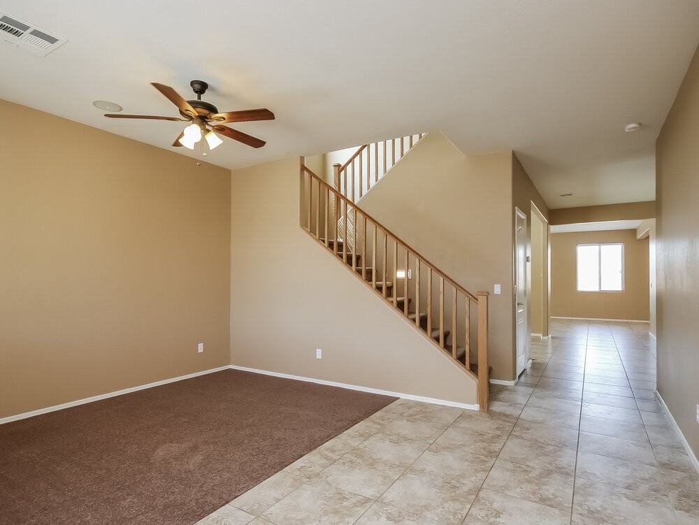 7120 S 70th Dr - Photo 2 of 12