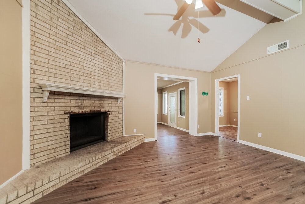 5276 Kimbark Woods Dr - Photo 3 of 16