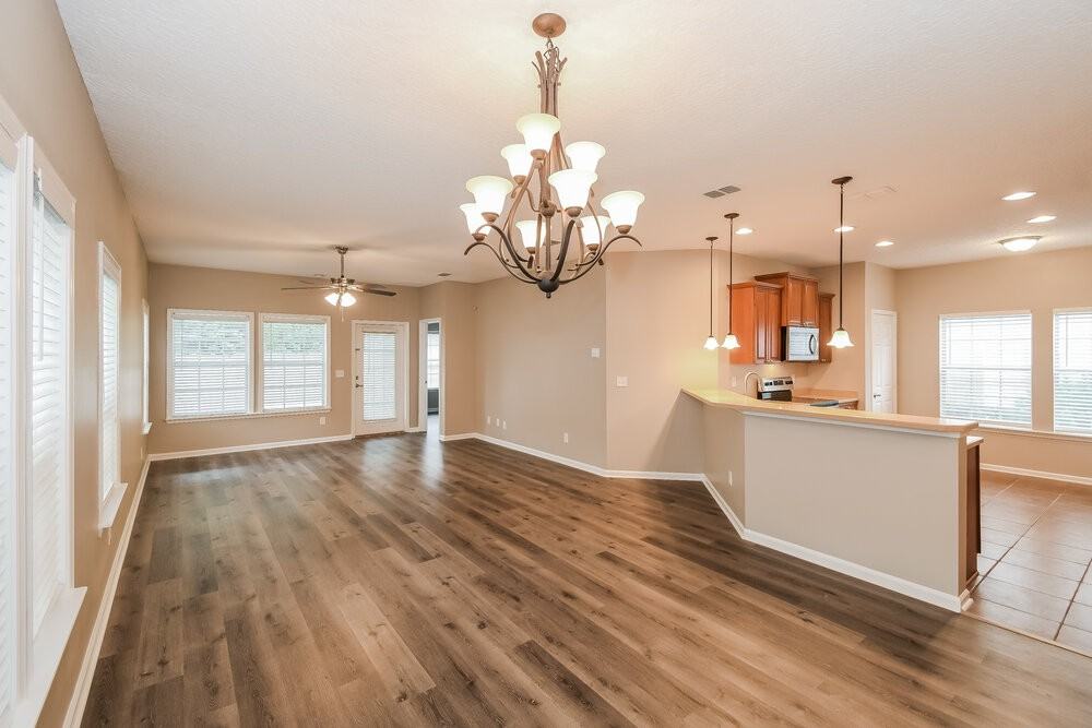 6199 Whitsbury Ct - Photo 6 of 17