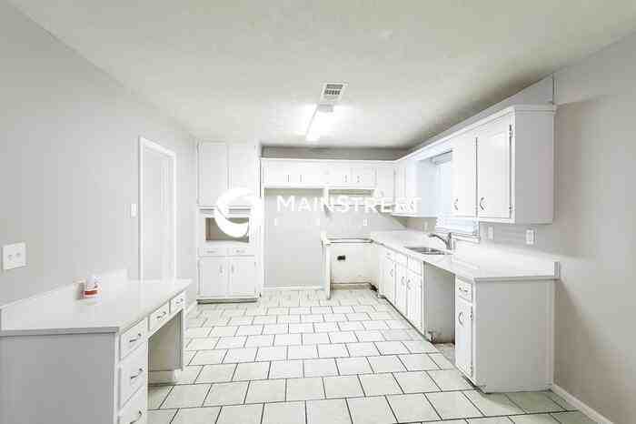 3789 Saddle Ridge Dr - Photo 7 of 17