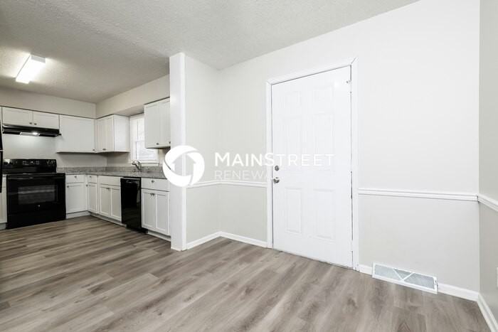 9817 W 56th Ter - Photo 4 of 17
