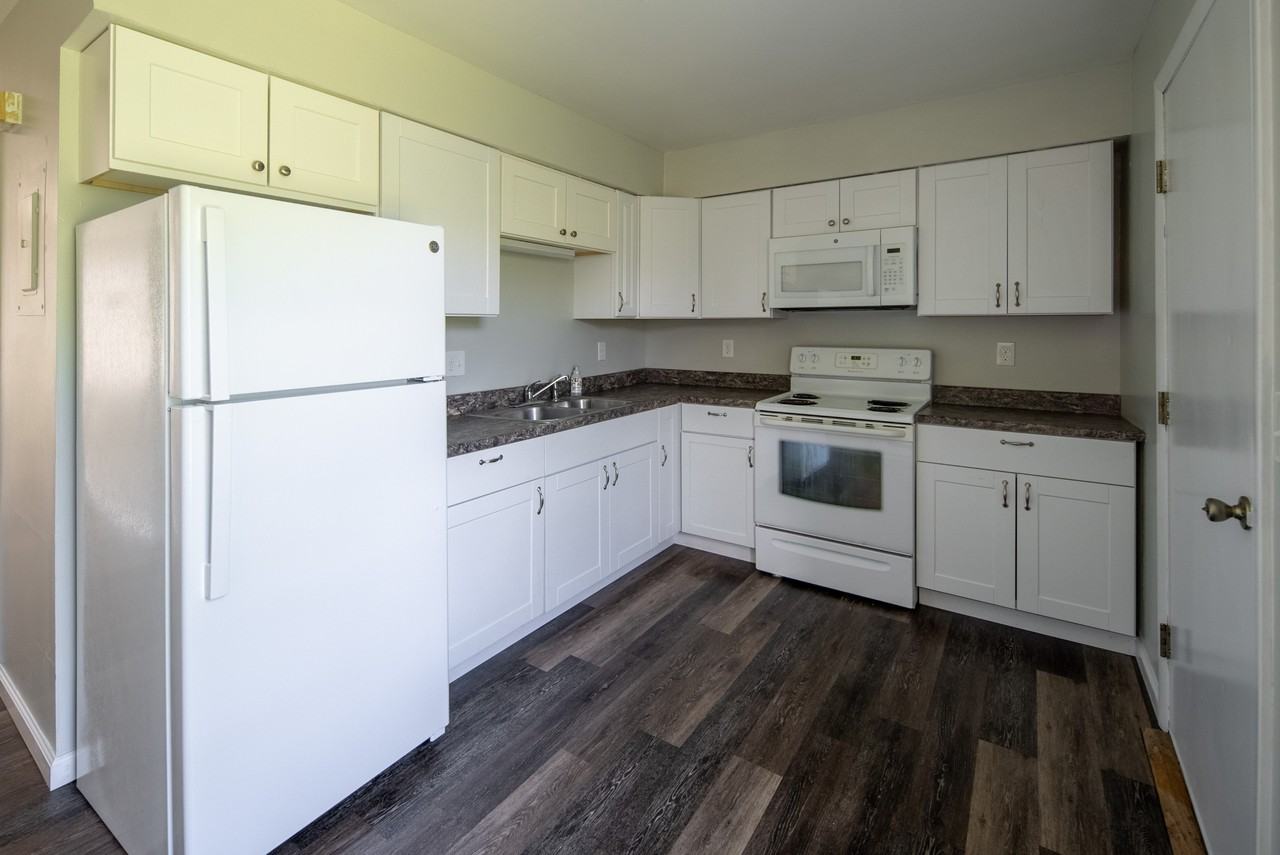 50-62 East Street - 3B #3B - Photo 3 of 29