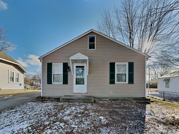 2219 Whalen Ave - Photo 2 of 20