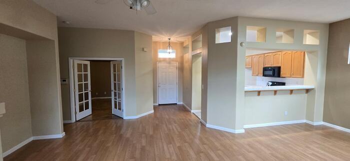 2036 Schaffhausen St - Photo 6 of 34