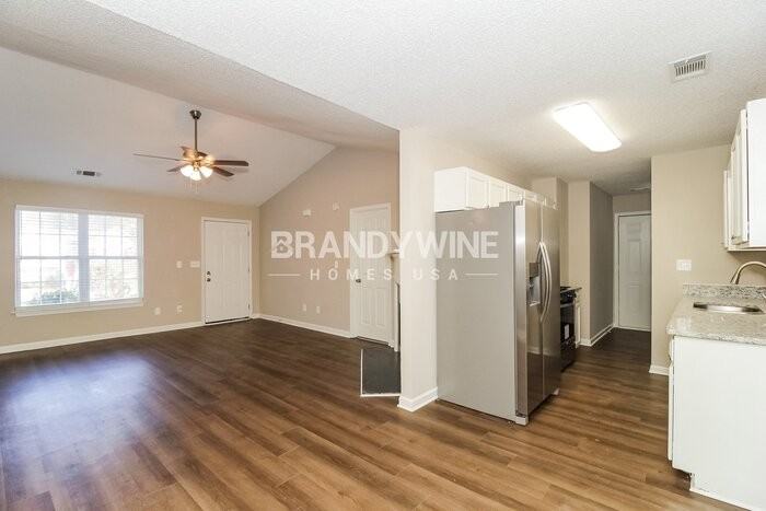 42 Cedars Glen Cir - Photo 6 of 20