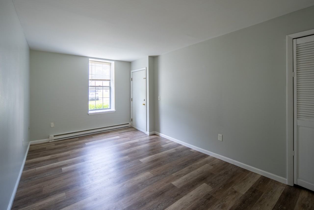 50-62 East Street - Photo 7 of 50