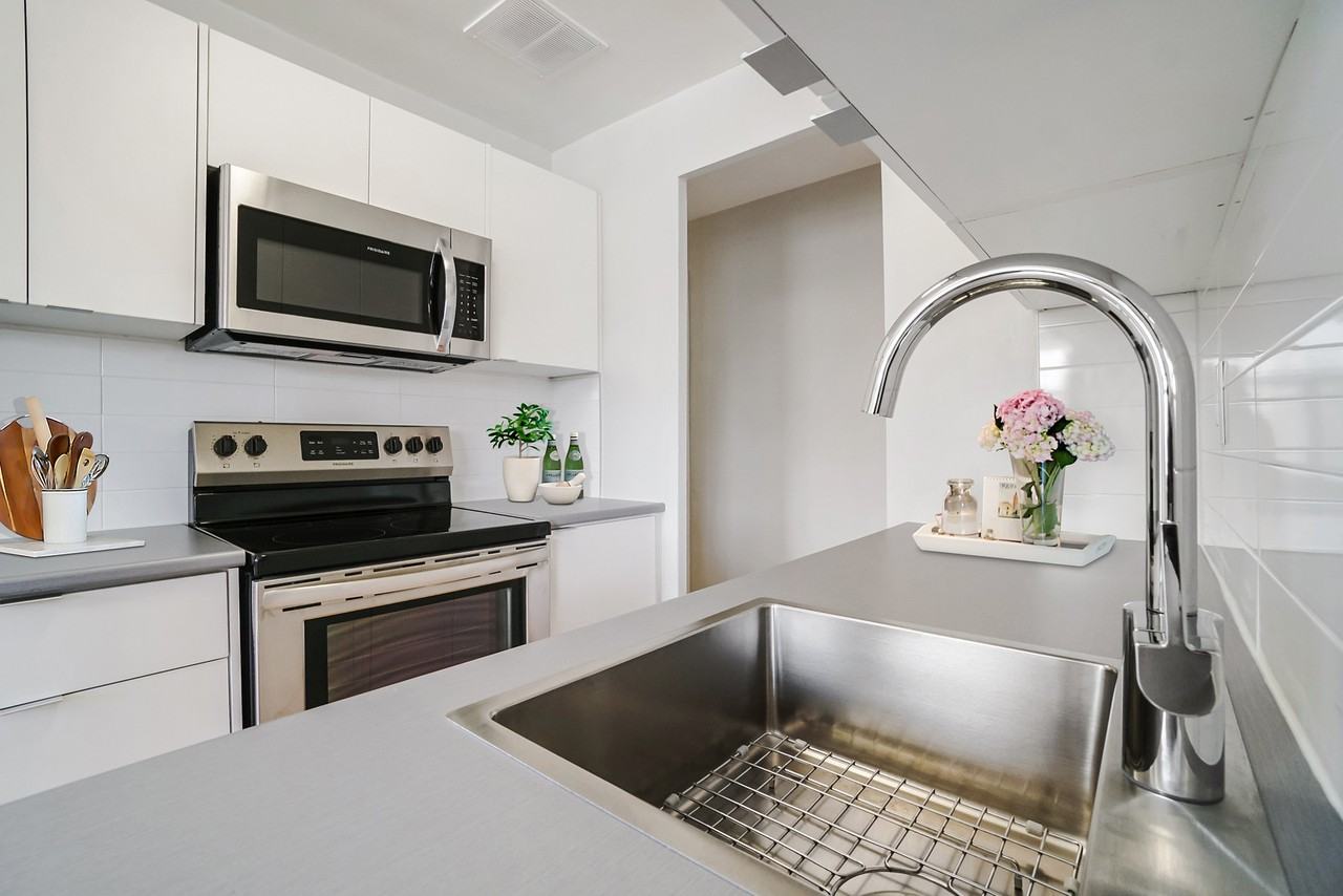 Belvedere Suites - Photo 3 of 21