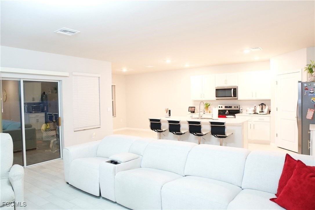 413 Se 4th St - Photo 7 of 22