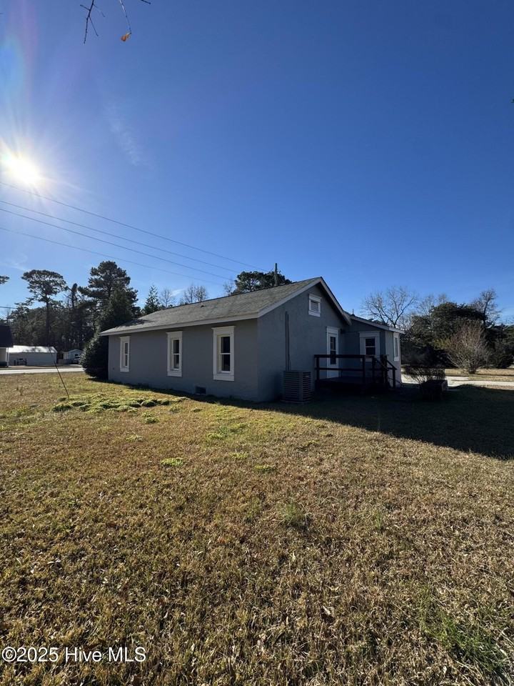 234 Russells Creek Rd - Photo 2 of 3