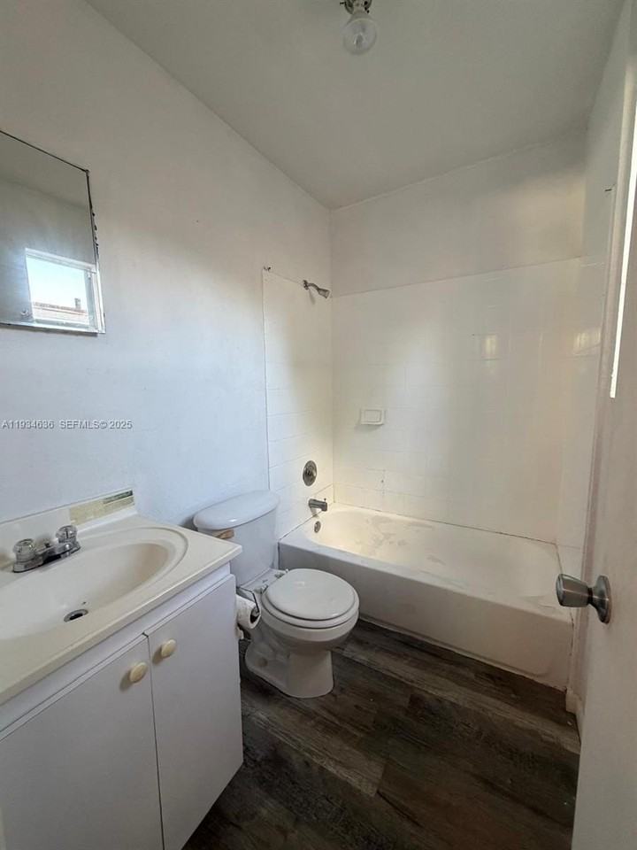 7637 Nw 3rd Ave #3 - Photo 7 of 8