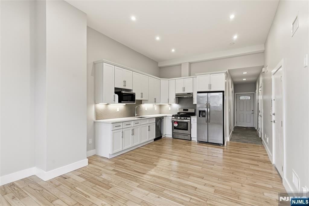 12 Dempsey Ave - Photo 3 of 22