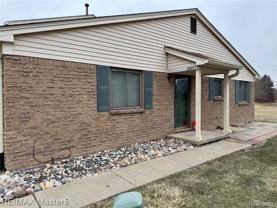 20037 Village Green Ct - Photo 1 of 1