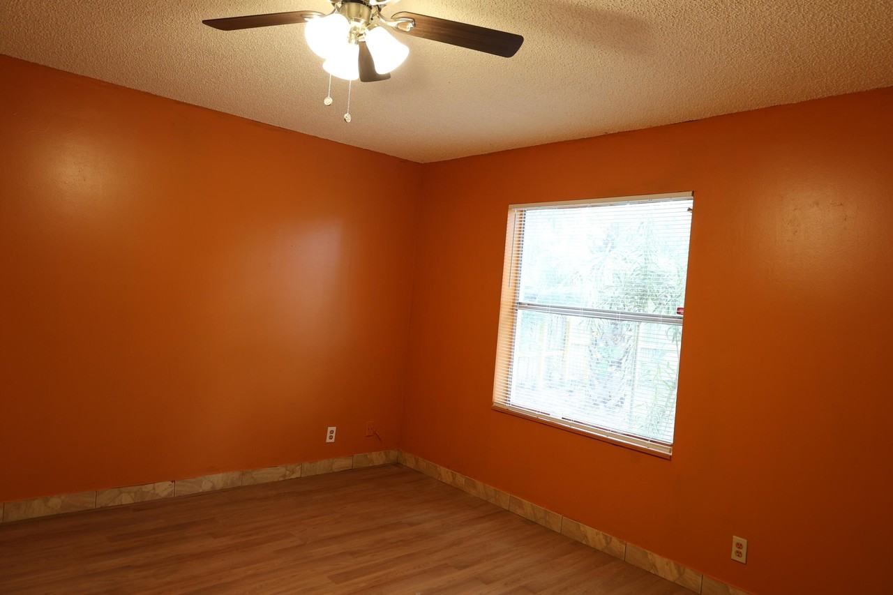 7328 Palmdale Dr - Photo 6 of 31