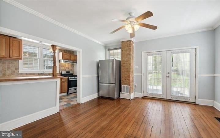 6011 Falls Rd - Photo 5 of 15