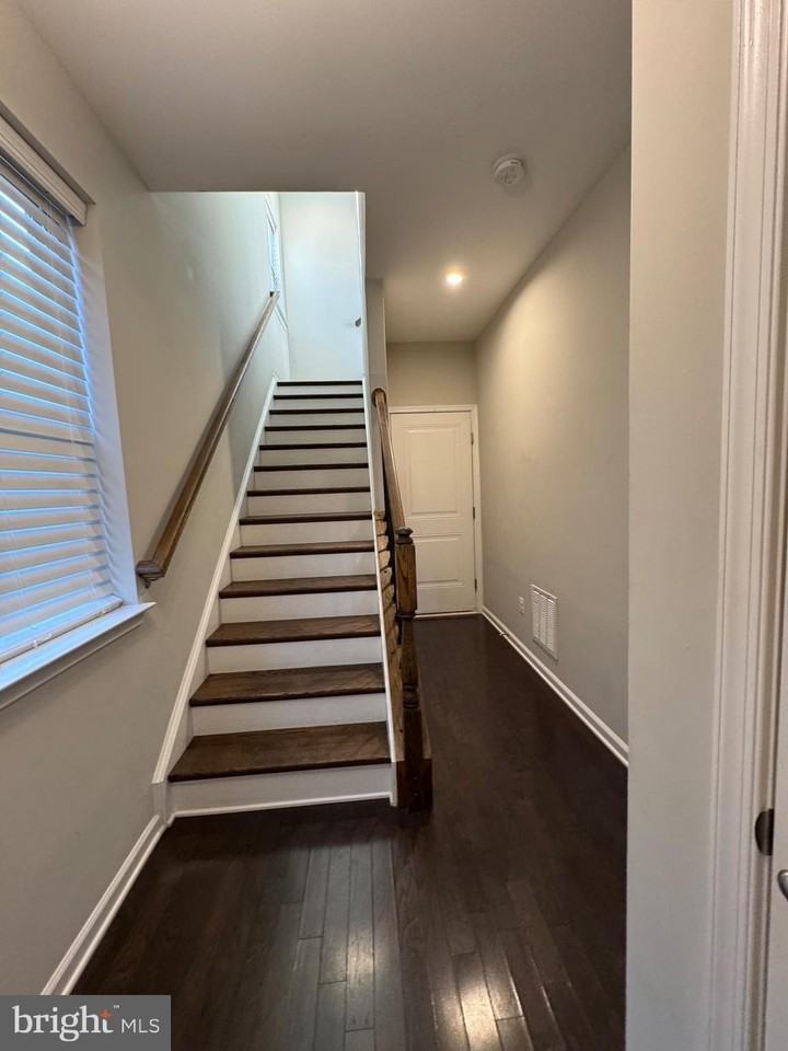 120 Tolocka Ter Ne - Photo 6 of 50