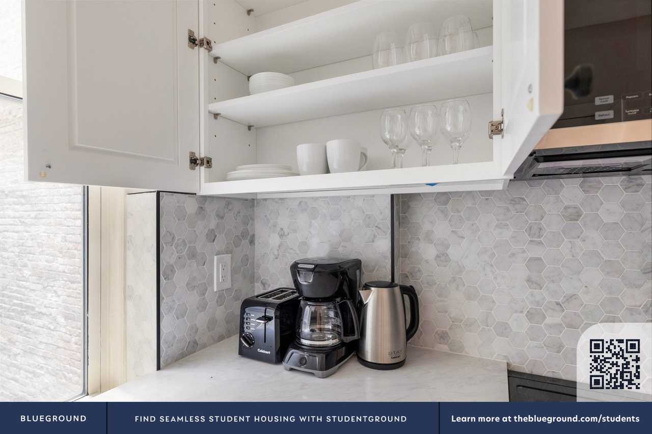 77 Barrow St #2109 - Photo 7 of 18