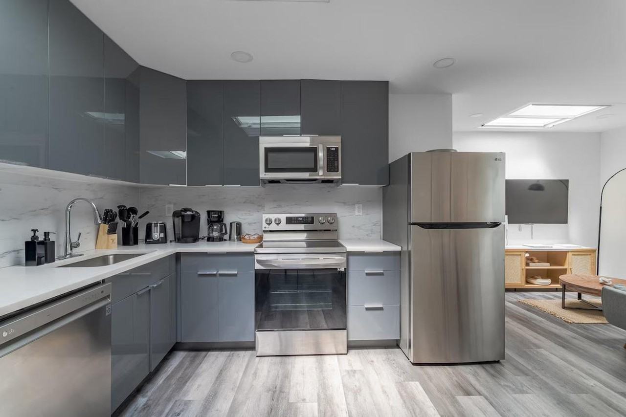 218 E 104th St #1323996P - Photo 3 of 15