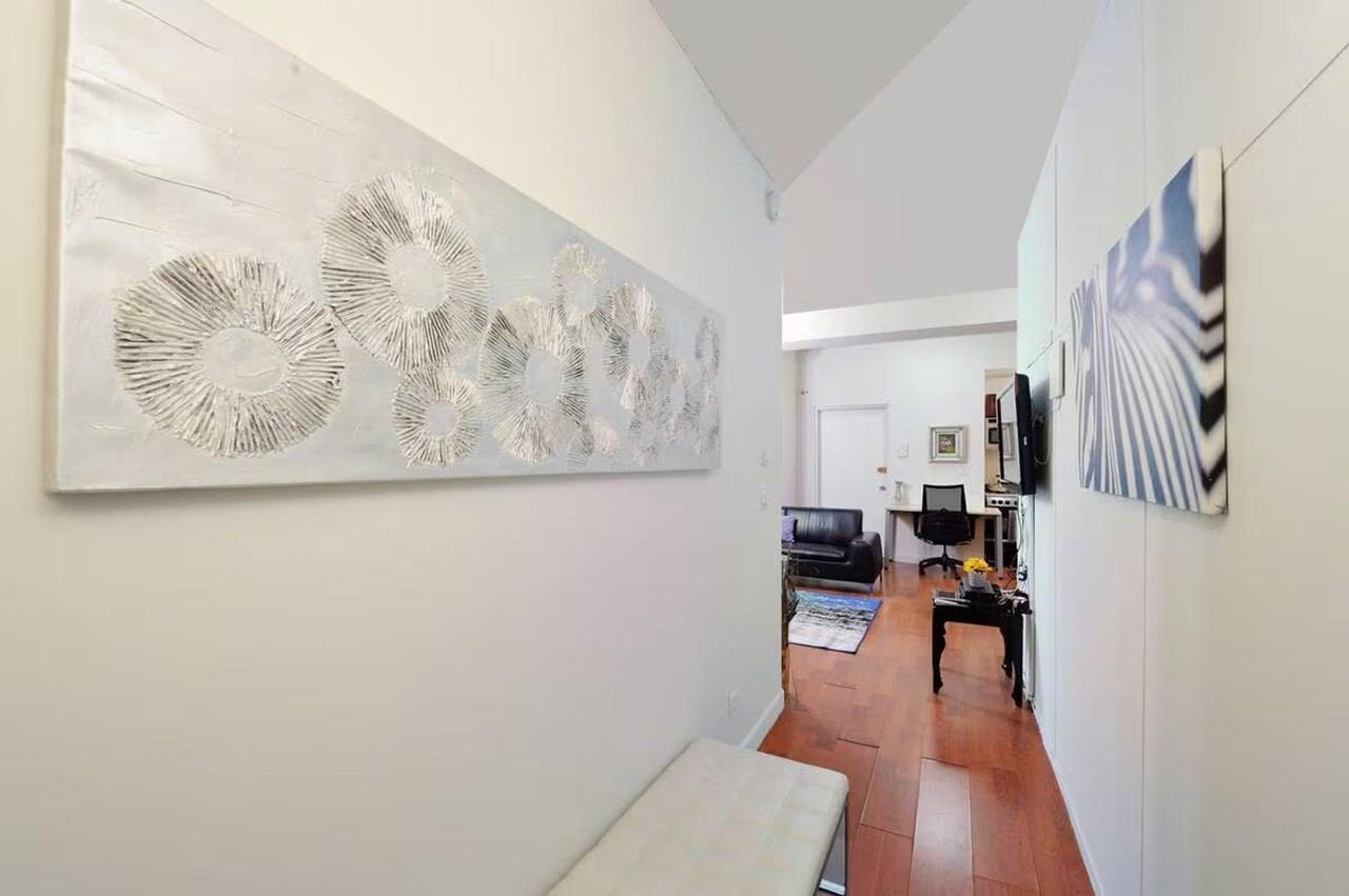 474 9th Ave #1323895P - Photo 6 of 19