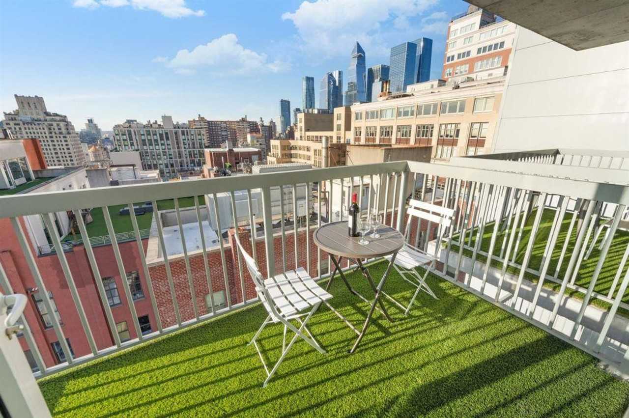 232 7th Ave #1355931P - Photo 7 of 25