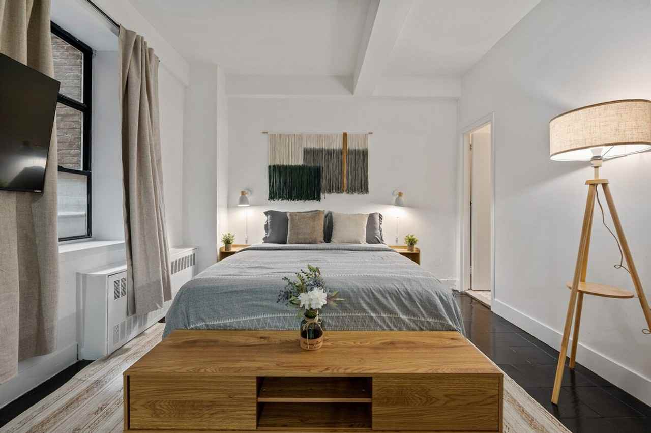 420 Lexington Ave #1369820P - Photo 6 of 12