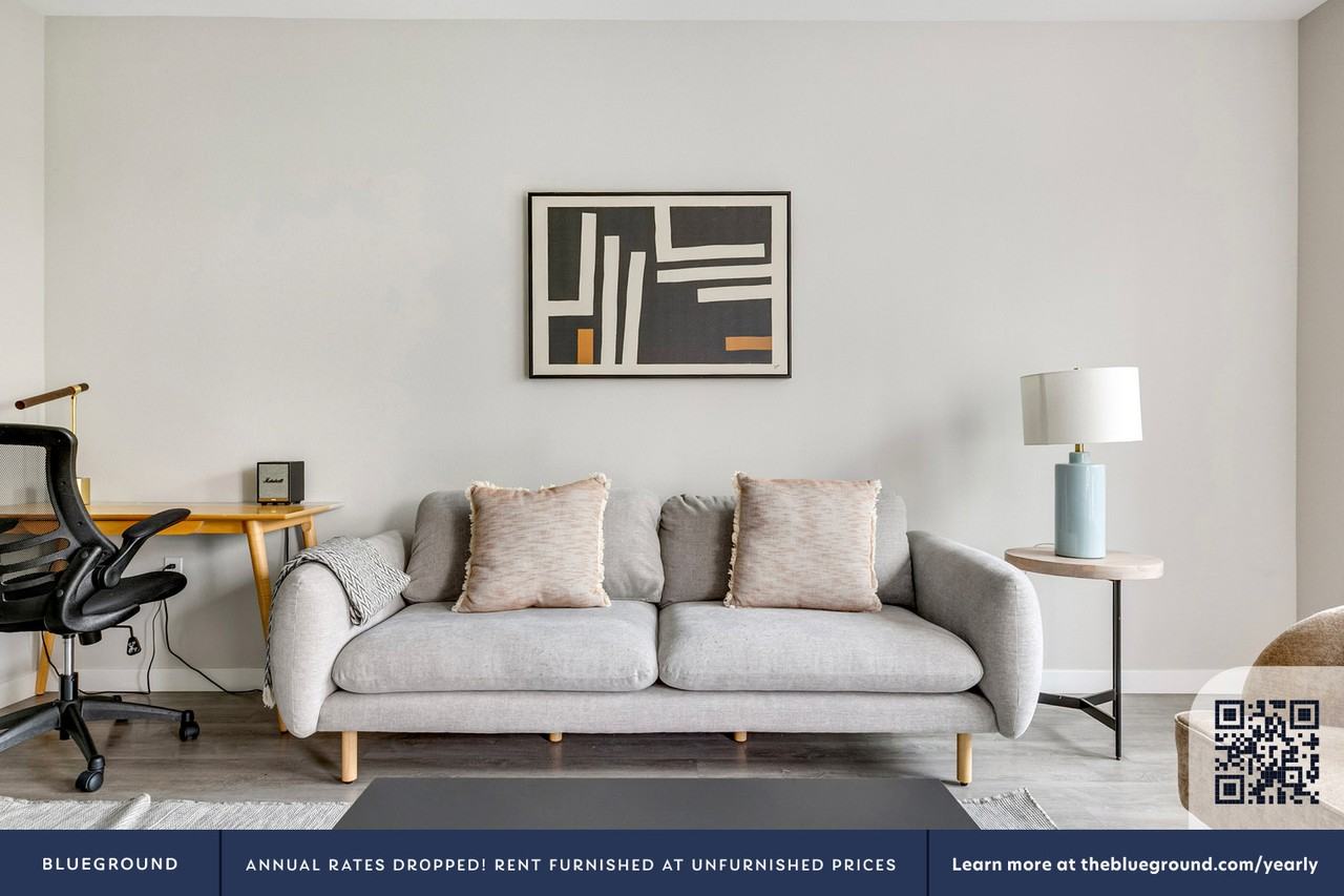 3560 Rambla Pl #1879 - Photo 4 of 50