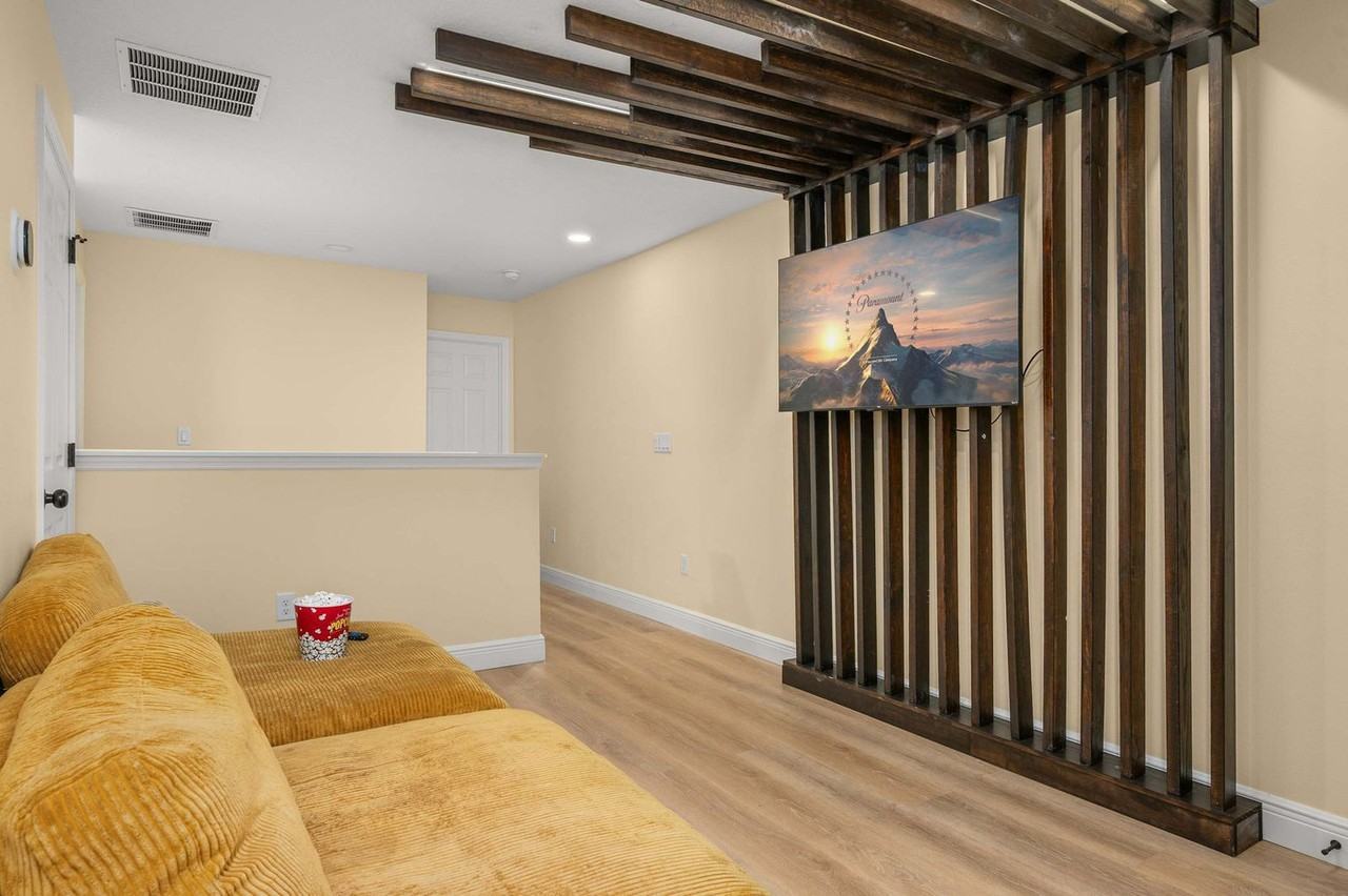 1660 Tropical Palms Cir #1018138P - Photo 2 of 50