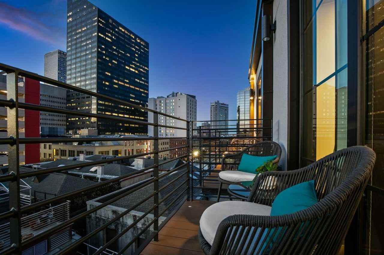 611 Commerce St #1267090P - Photo 3 of 22