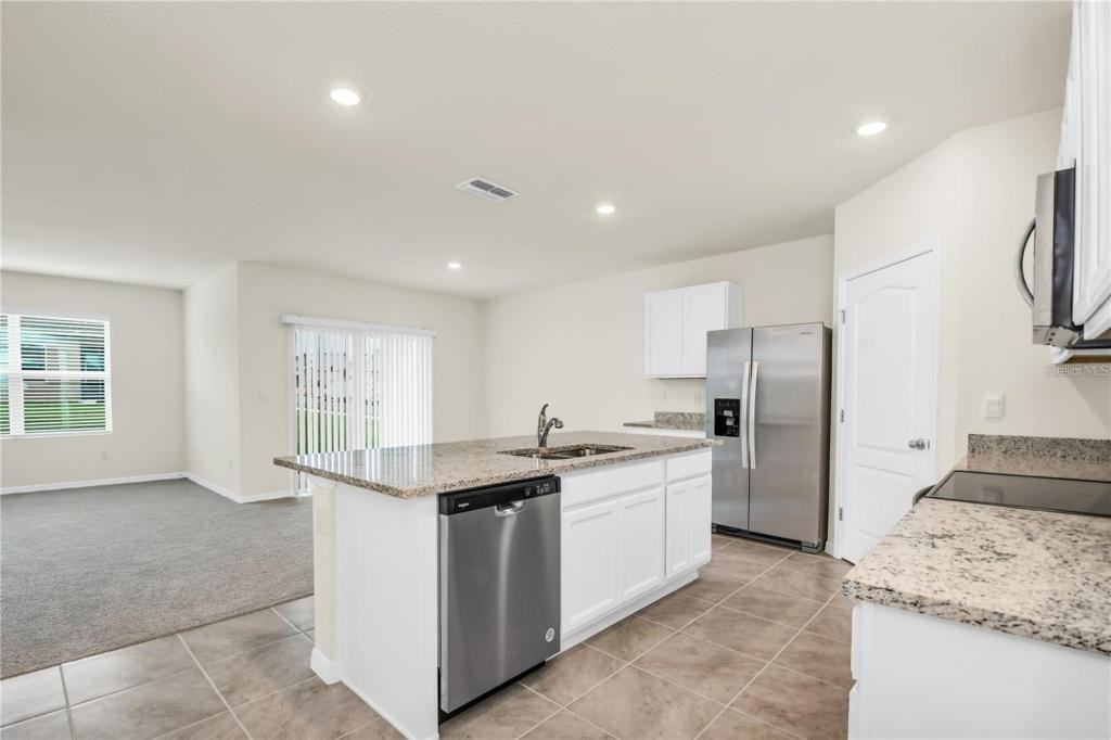 1502 Wax Myrtle Way - Photo 5 of 15